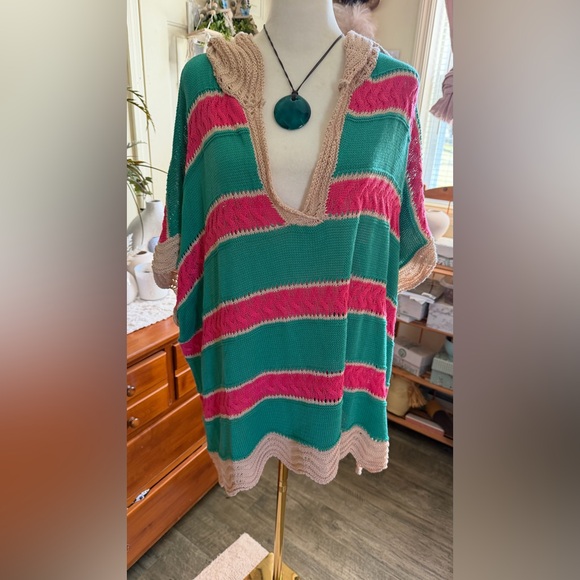 Striped hooded Knit oversized Top in Teal and Pink - Picture 6 of 13